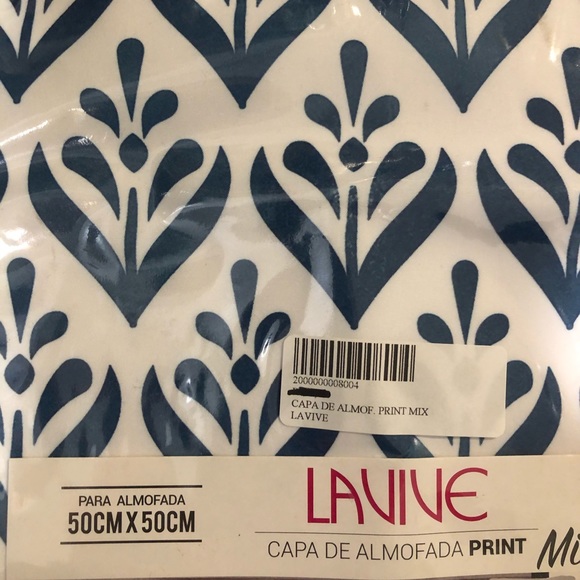 Pillow Cover 50cmx50cm (20”x20”) - Picture 2 of 4